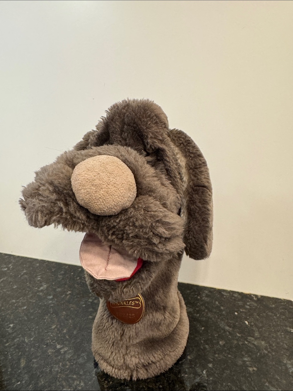 Vintage Ganzbros Wrinkles Dog Hand Puppet Plush Heritage Collection 895370 Brown
